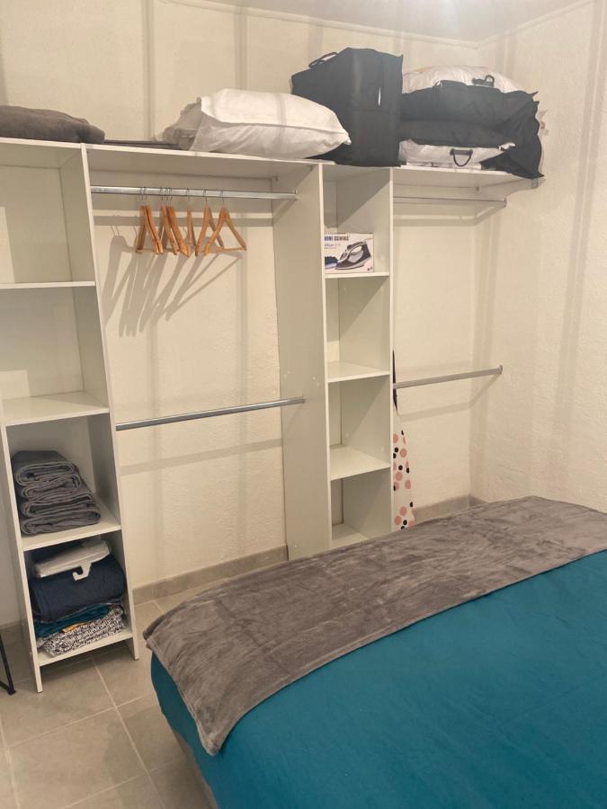 L'Atelier, Appartement Renove A 100 Metres Du Canal Sete Luaran gambar